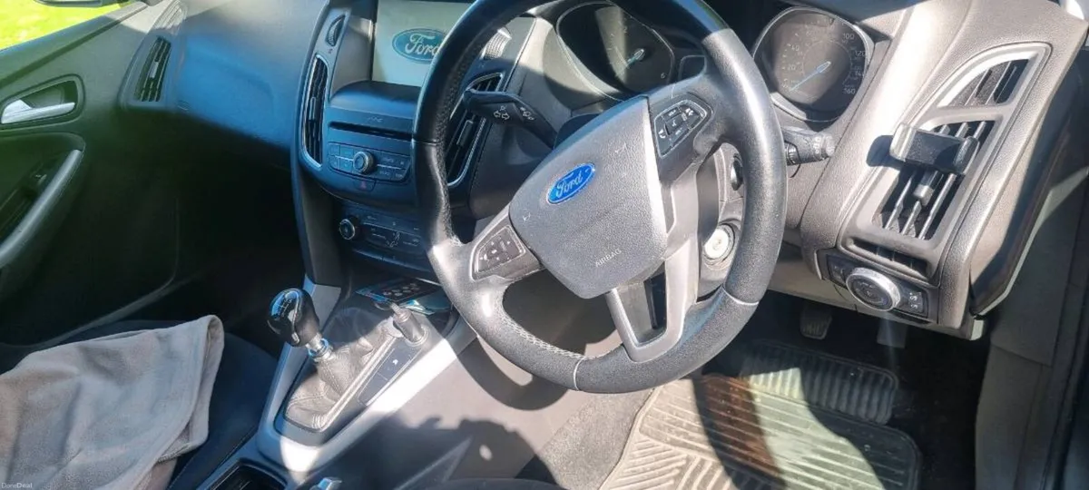 Ford Focus - Image 5