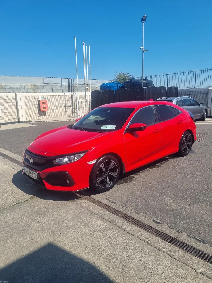 Honda Civic 2018 - Image 6