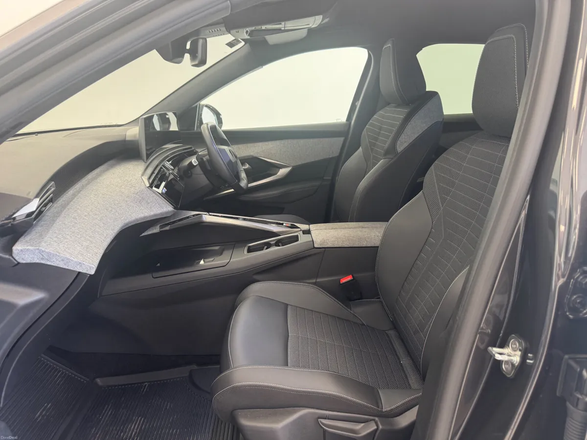 Peugeot 3008 2024 LOW KMS - Image 4