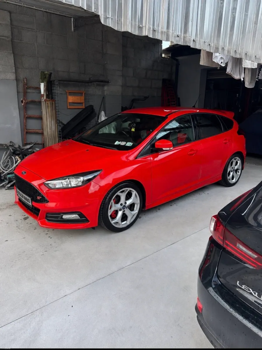 2015 Ford Focus ST-2 2.0 TDCi 185BHP - Image 1