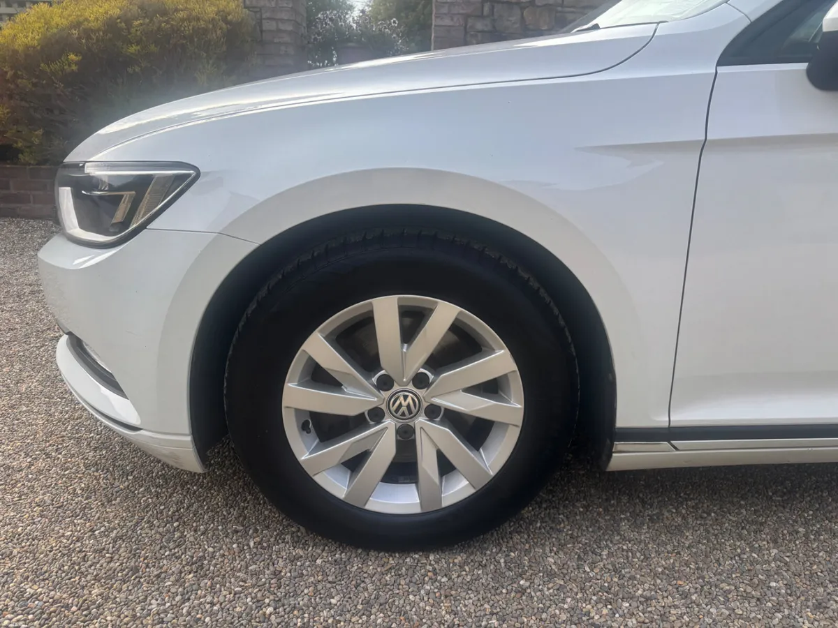 2017 Volkswagen Passat 1.6 trend line 120bhp - Image 6