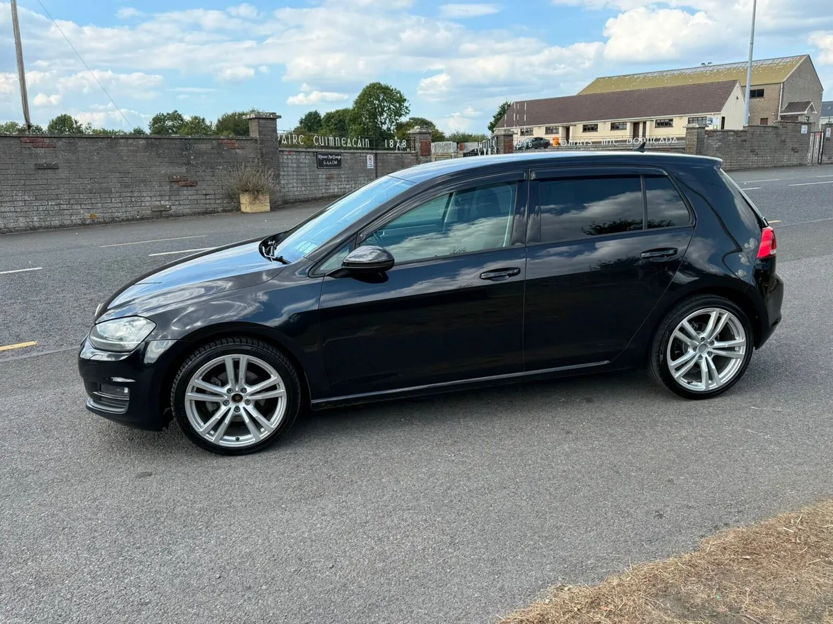 VW GOLF 1.2 Auto - Image 3