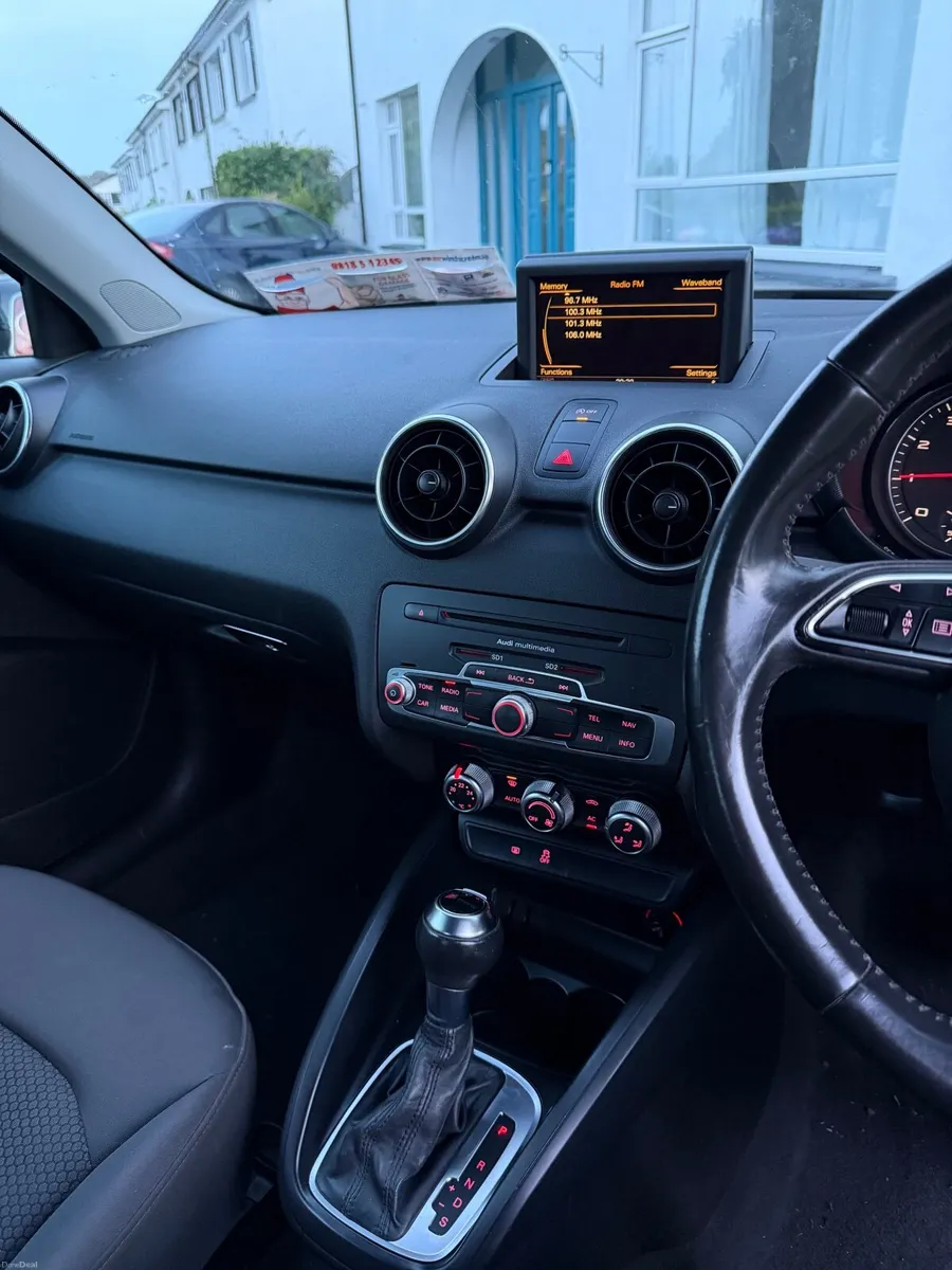Audi A1 2011 - Image 4
