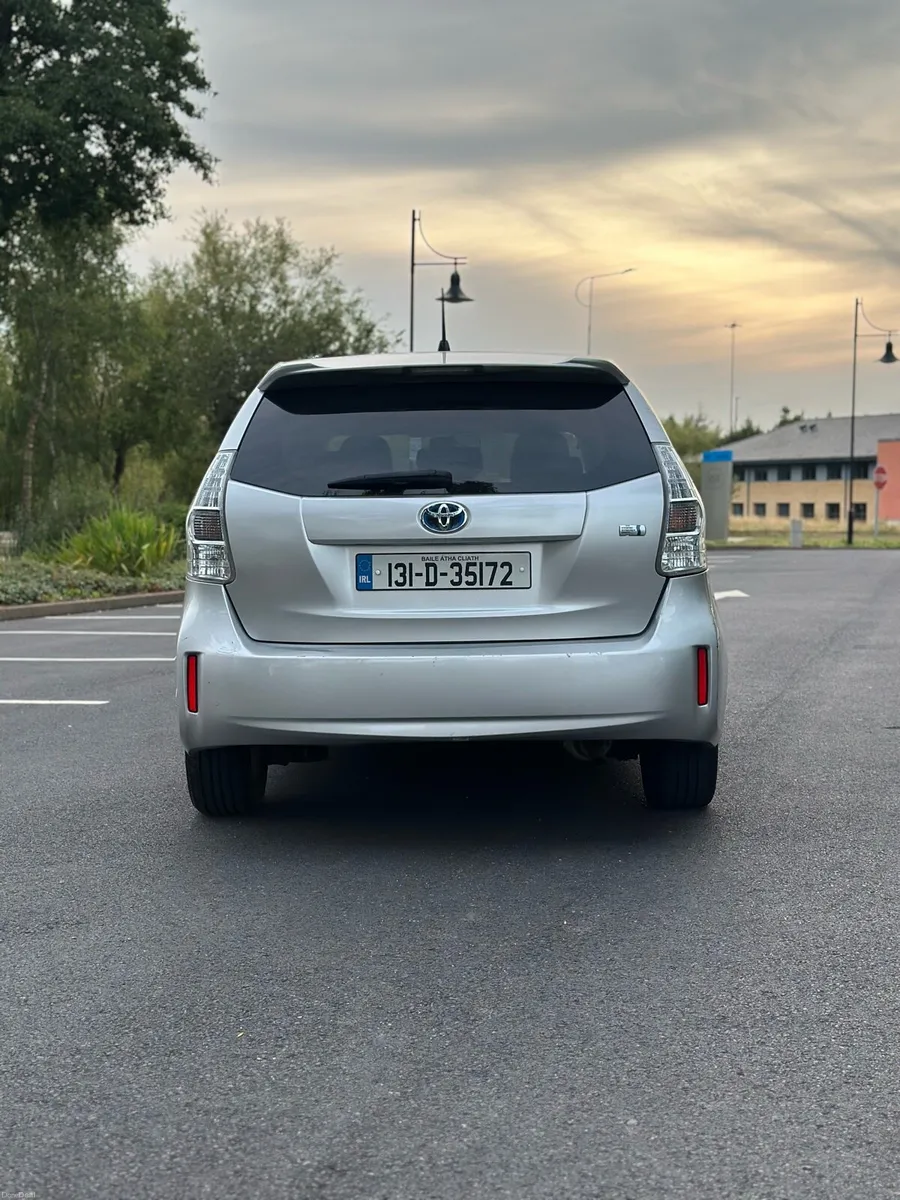 2013 Toyota Prius Alpha | NCT 09/27 | 1 Owner - Image 6