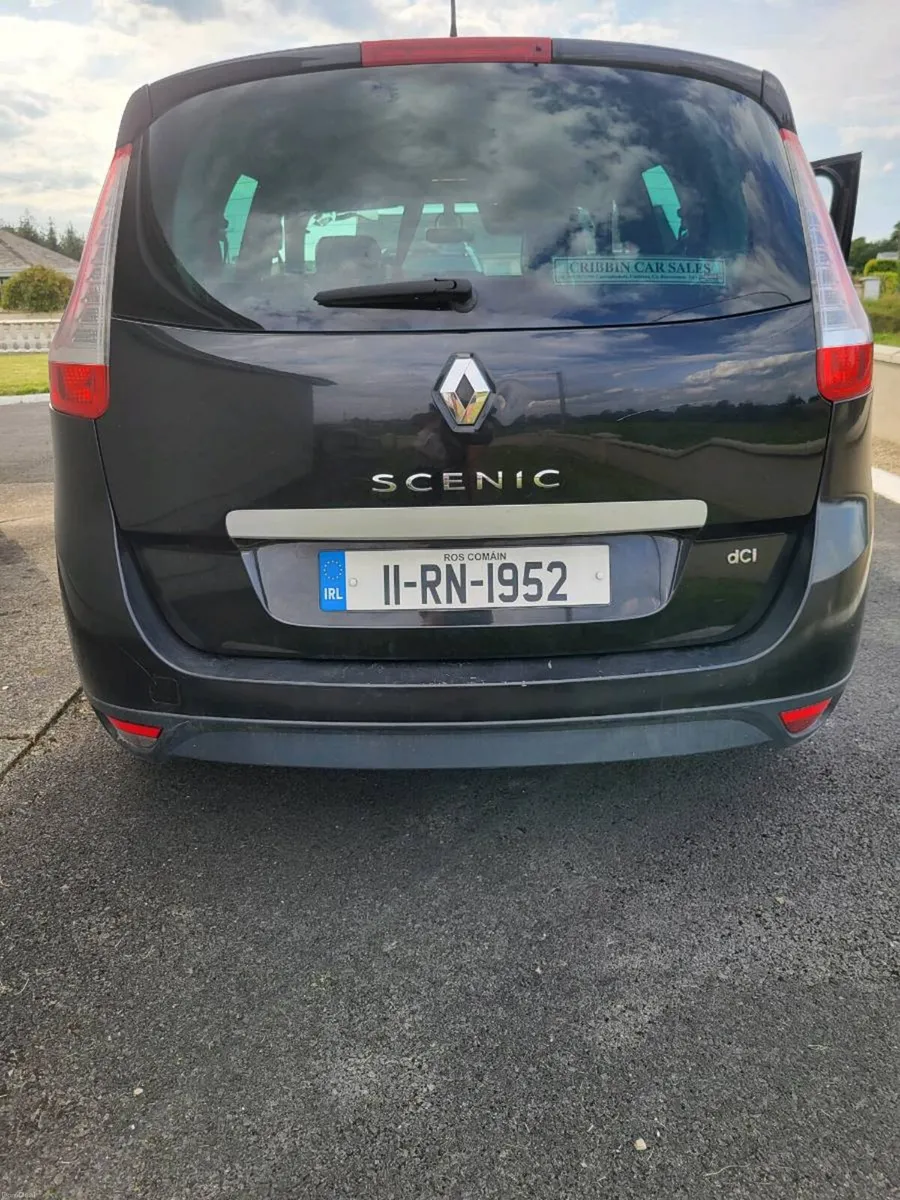Renault Grand Scenic - Image 2