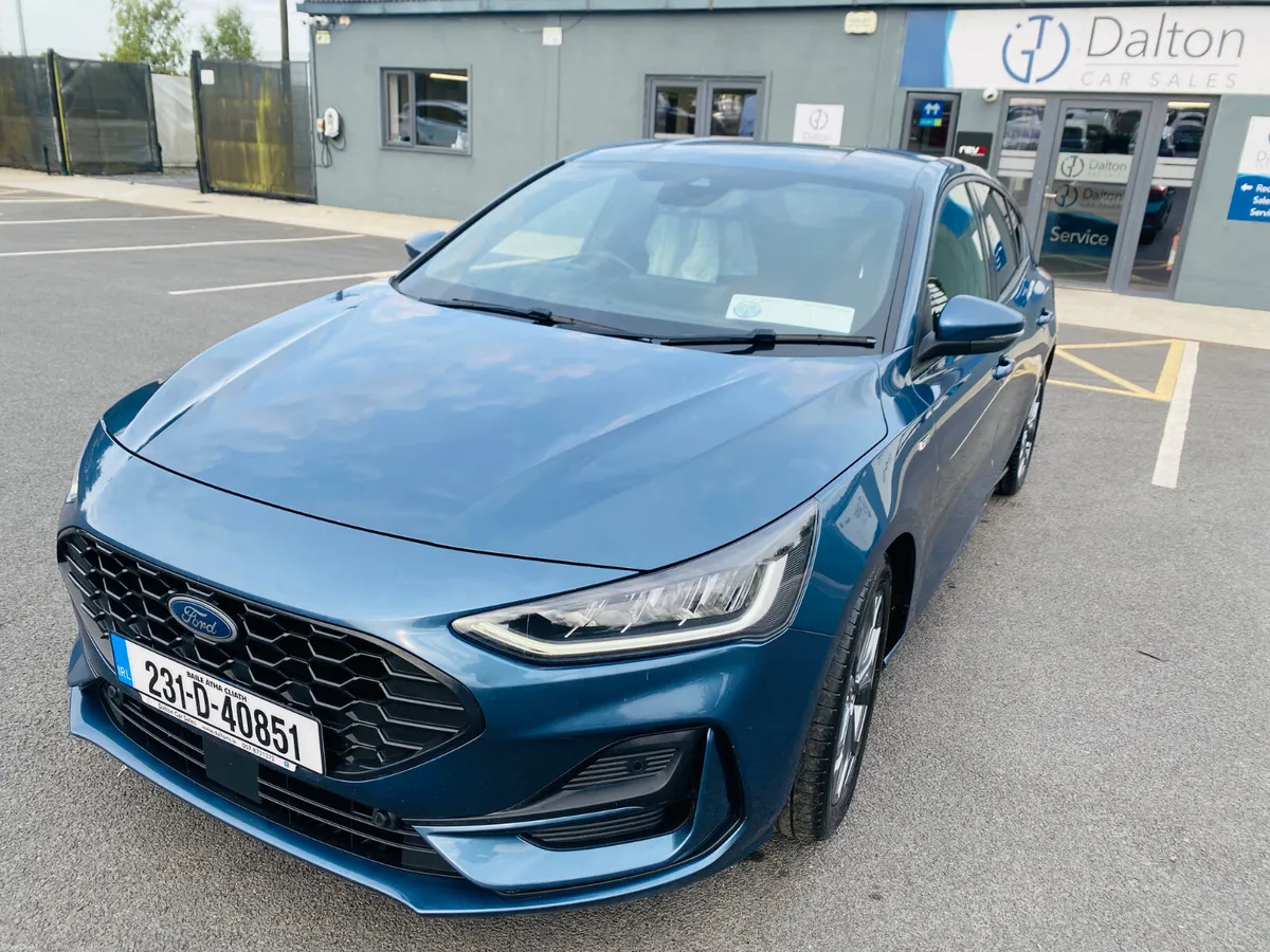 FORD FOCUS ST-LINE AUTOMATIC 1.5TDCI 2023 (231) - Image 1