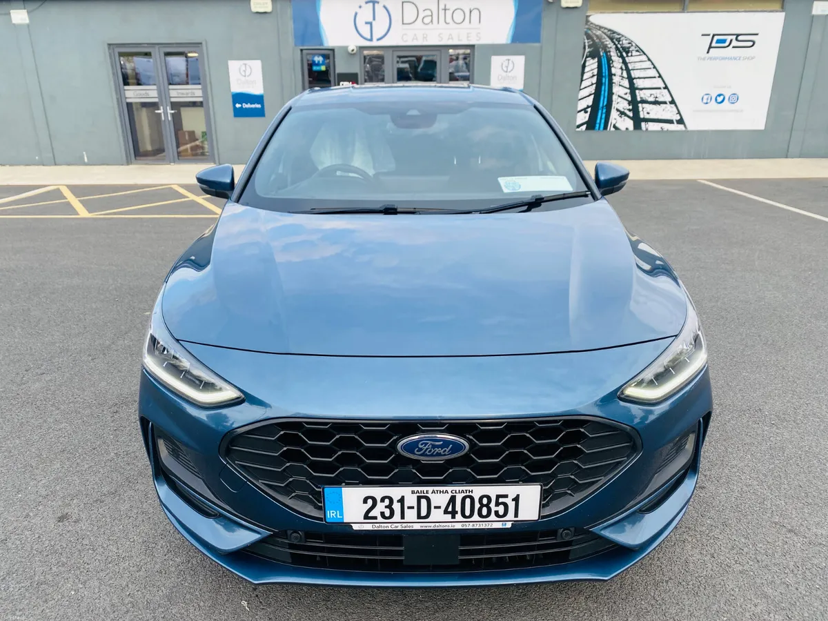 FORD FOCUS ST-LINE AUTOMATIC 1.5TDCI 2023 (231) - Image 2