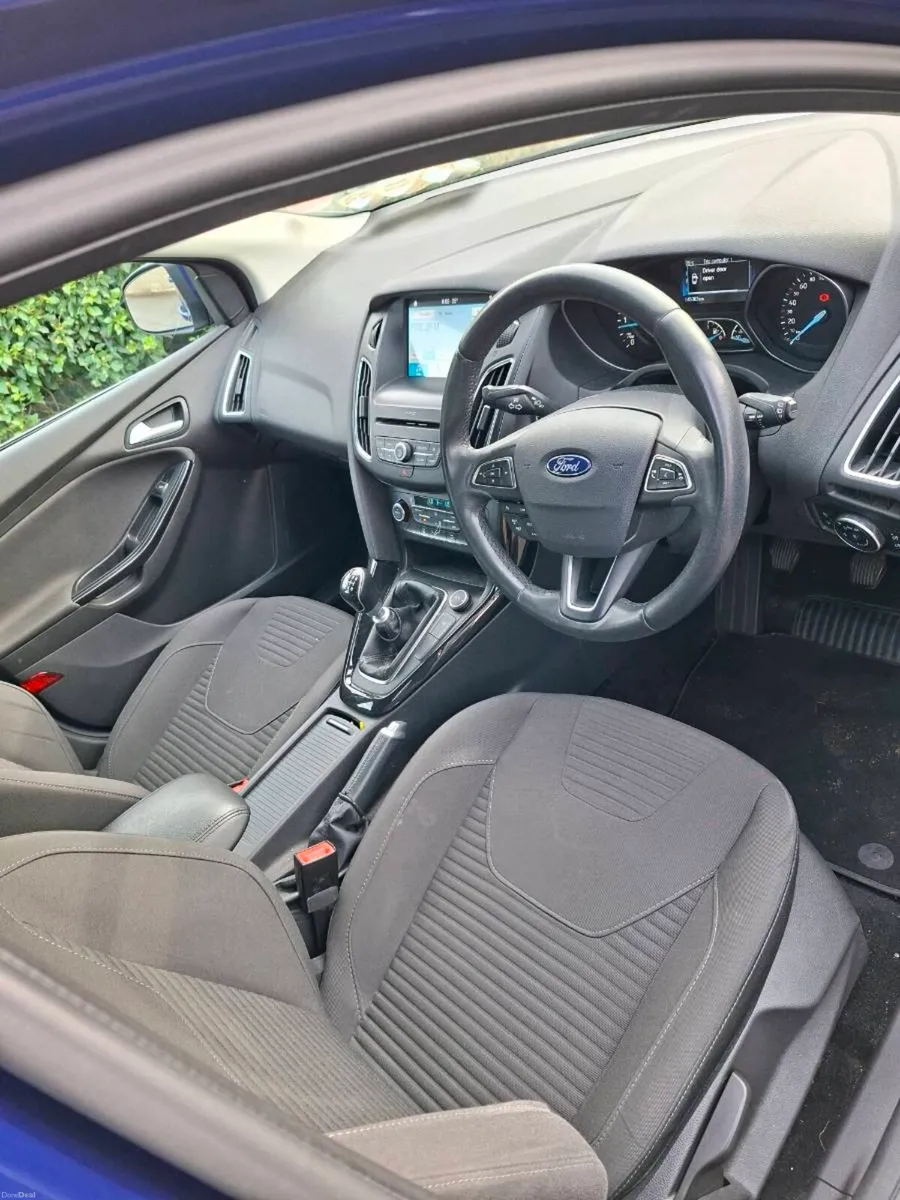 FORD FOCUS DIESEL 2017 ONLY 45000KM - Image 5