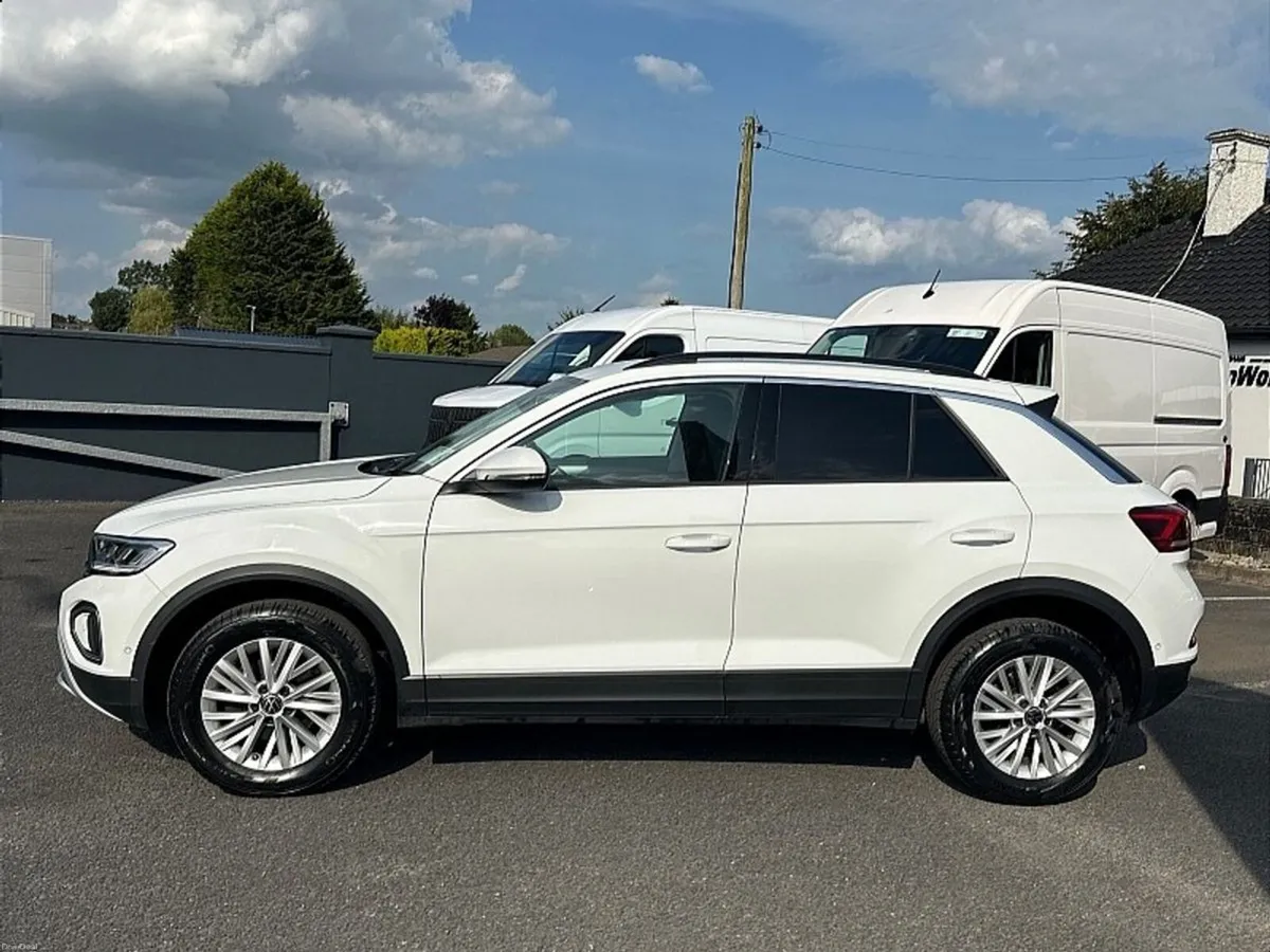 Volkswagen T-Roc T-ROC 2.0 TDI Van - Image 3