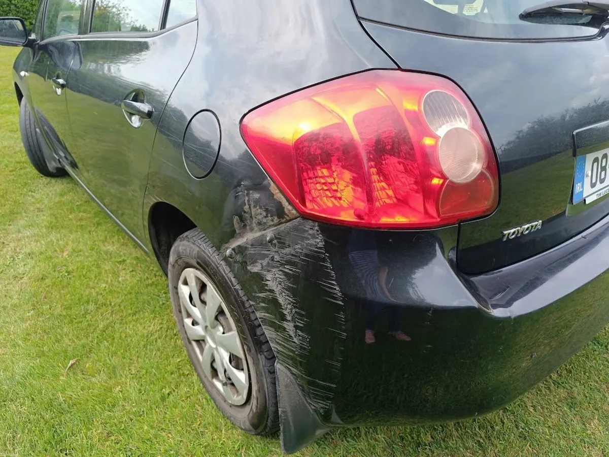 Toyota Auris 2008 - Image 4