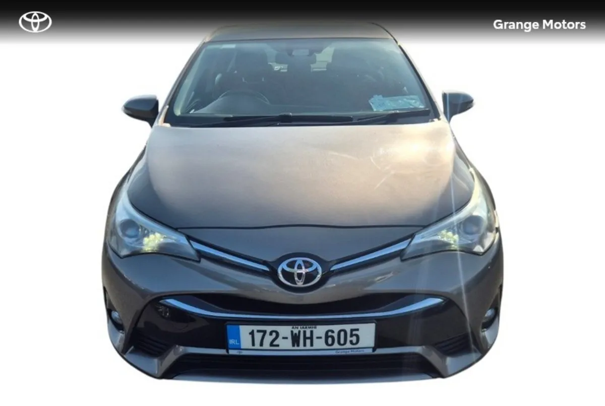 Toyota Avensis 1.6D LUNA SAL**FULL TOYOTA SERVICE - Image 5