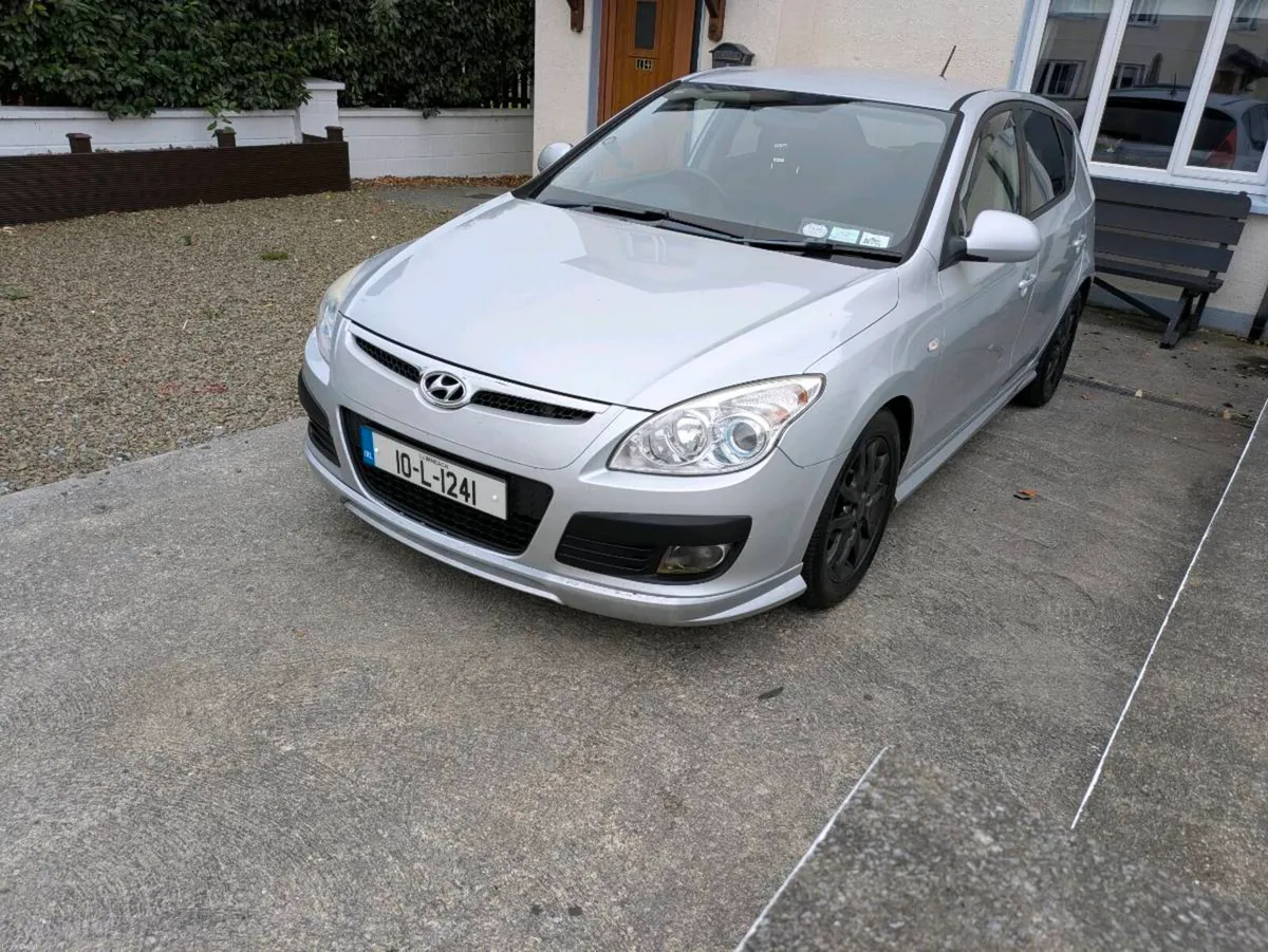 Hyundai i30 sport - Image 1