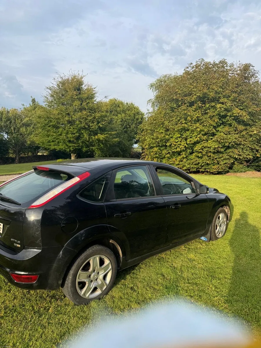Ford Focus 2009 1.6 - Fully Serviced - Image 3