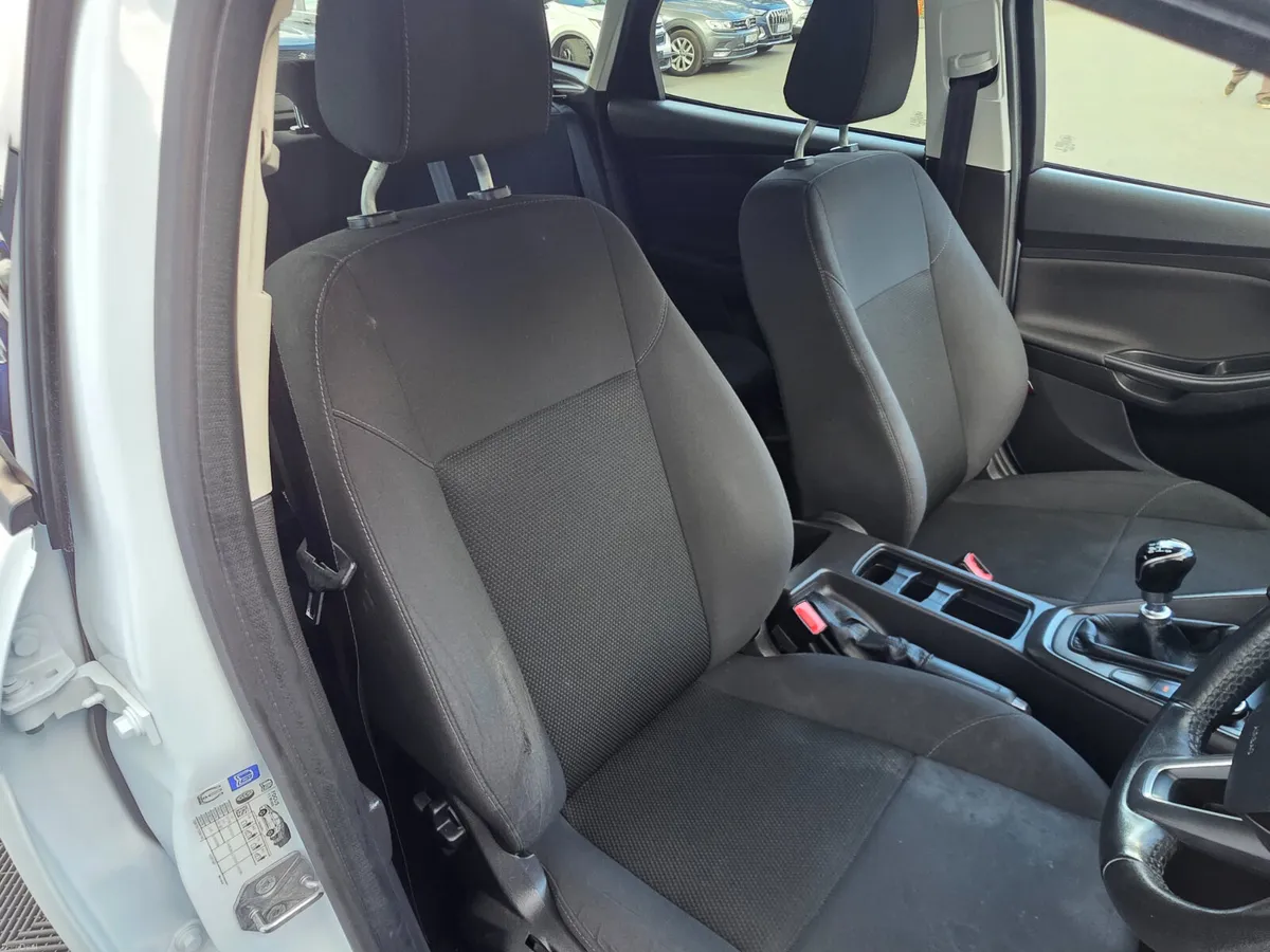 2017 Ford Focus 1.5 TDCI STYLE // NCT TILL 05/27 - Image 4