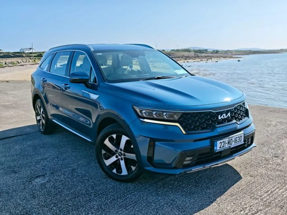 Kia Sorento K3 2WD 5DR Auto - Image 1