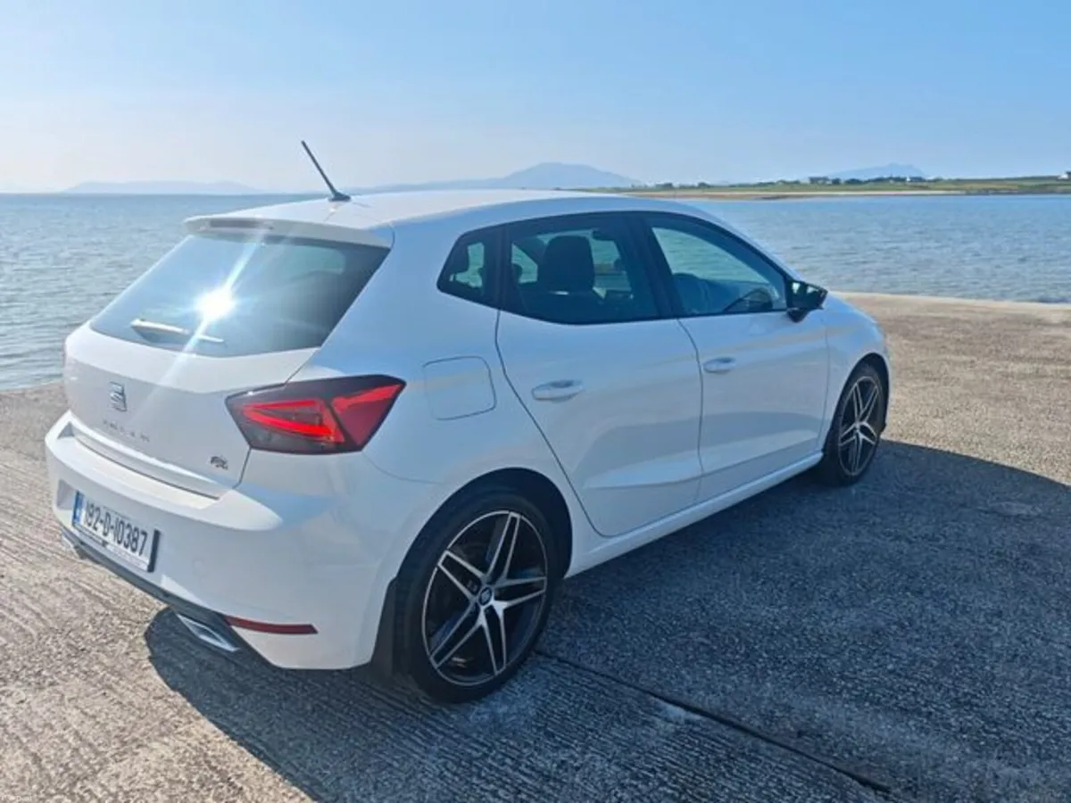 SEAT Ibiza 1.6tdi 95HP FR 5DR - Image 5