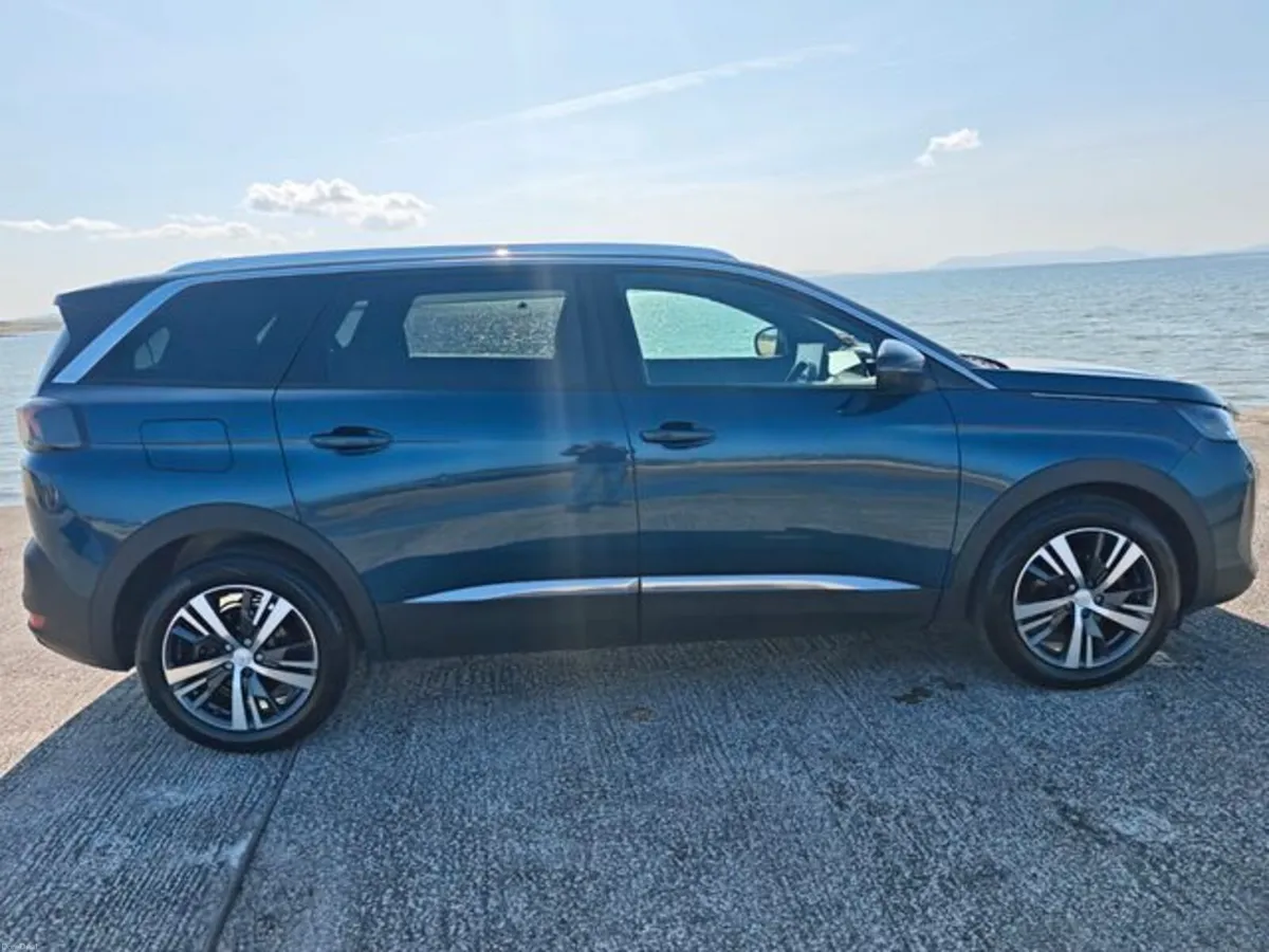Peugeot 5008 FL Allure 1.5 Blue HDI 130 AUT - Image 4