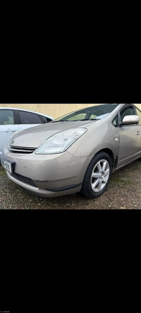 Toyota Prius 2009 1 year NCT 136 Miles - Image 4