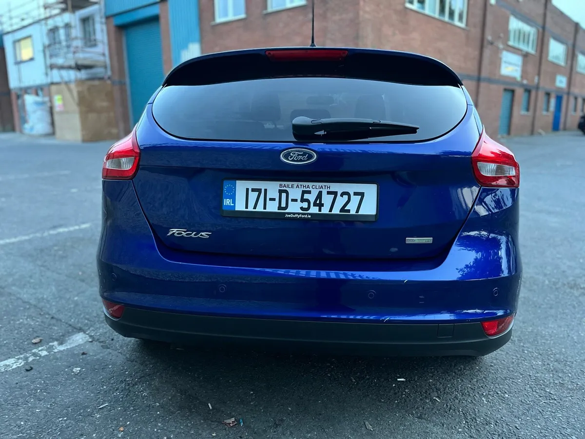 Ford Focus 1.0 Zetec Edition - Image 5