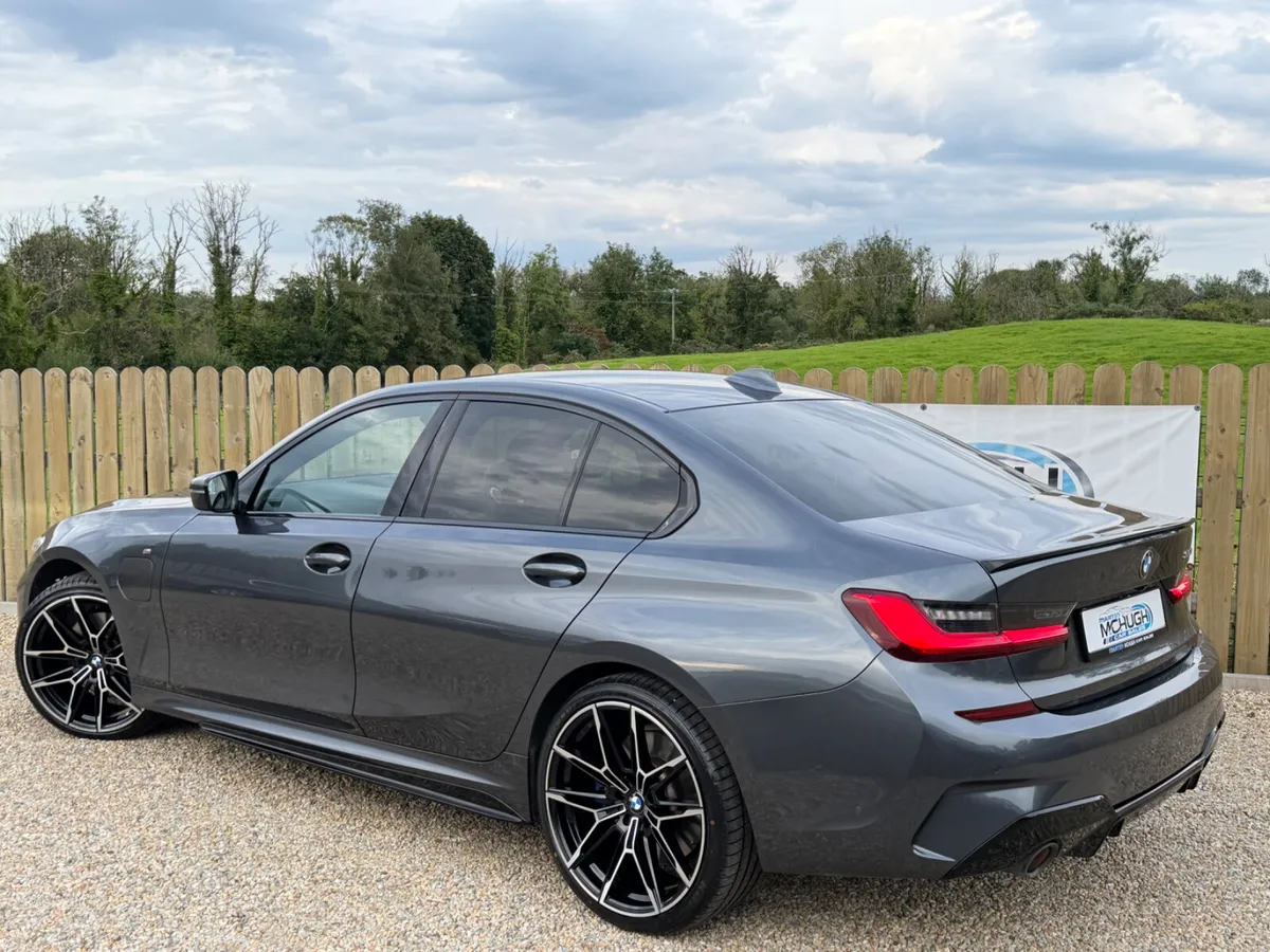 BMW 330e M Sport Pro - Image 2