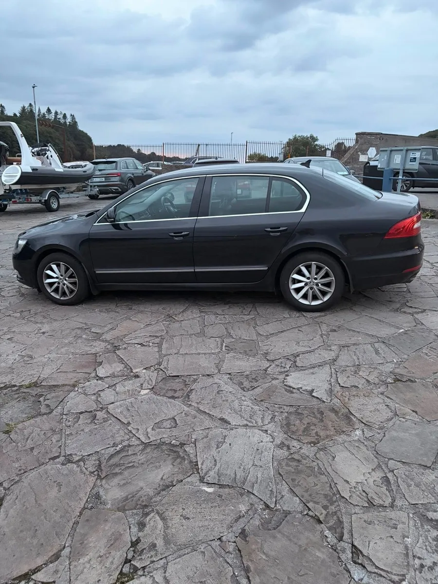 Skoda superb 2014 2  litre  Disel 2950 - Image 3