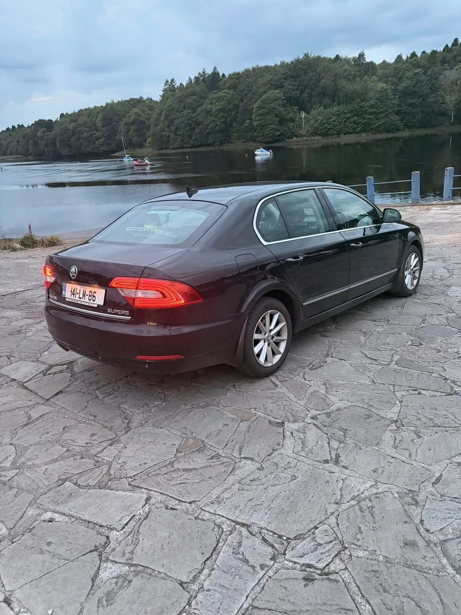 Skoda superb 2014 2  litre  Disel 2950 - Image 5