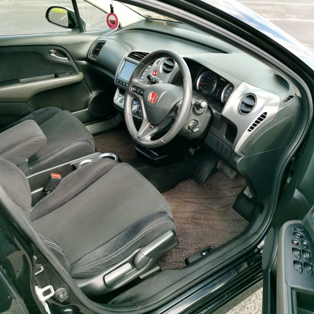 Honda Stream 2008 - Image 5