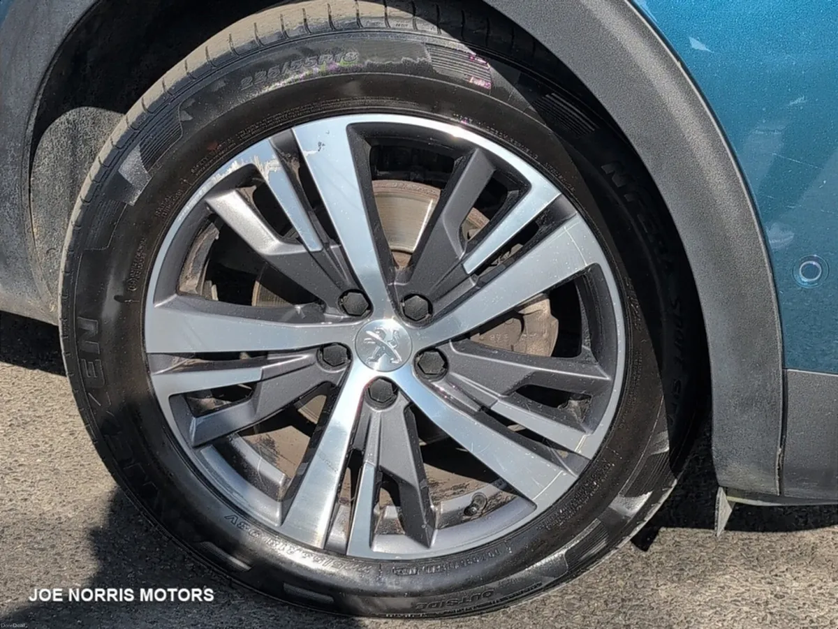 Peugeot 5008 ALLURE 1.5 BLUE HDI 130 AUTO - Image 5