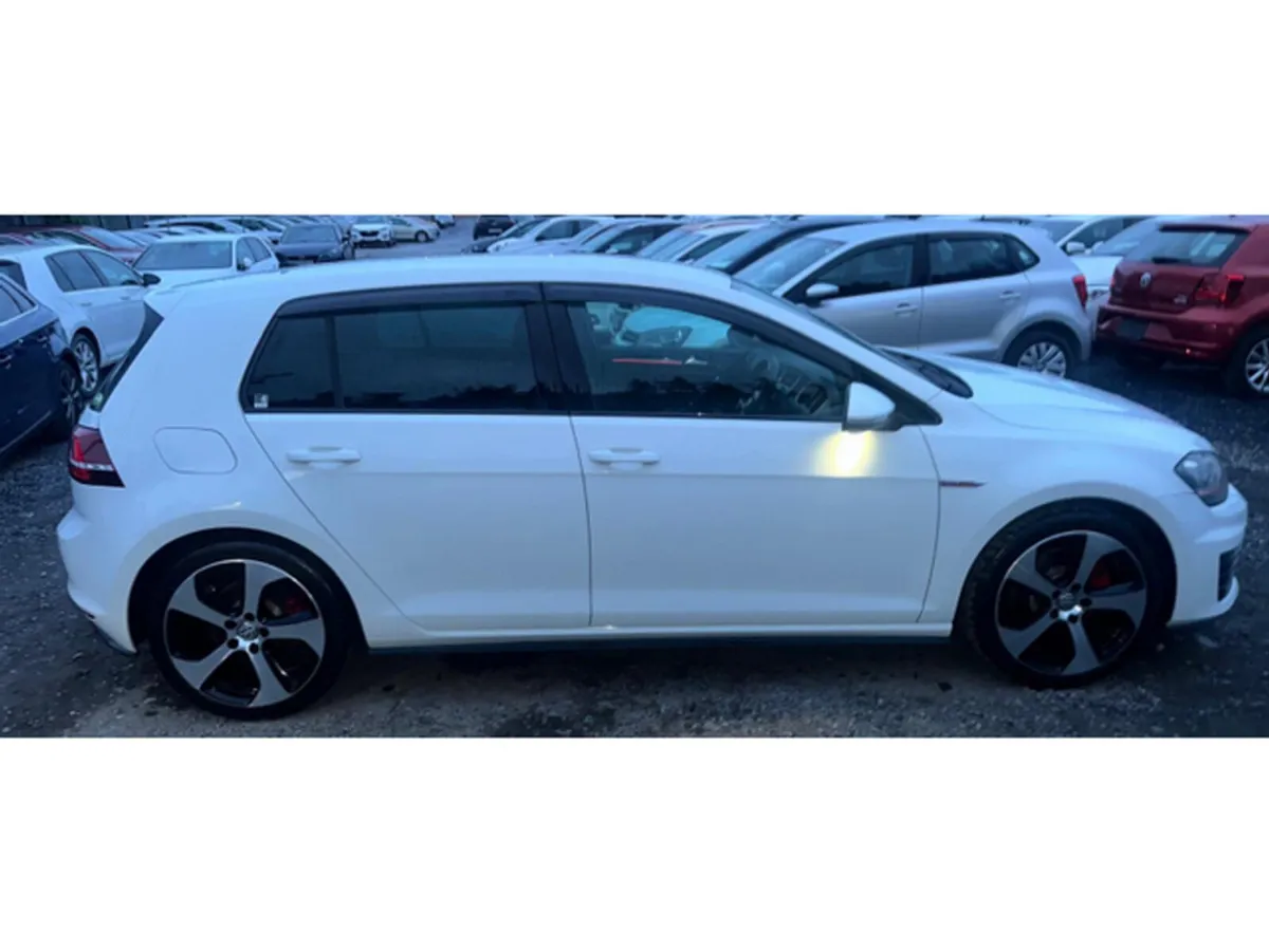 Volkswagen Golf GTI 2.0 AUTOMATIC LOW MILEAGE (089 - Image 5