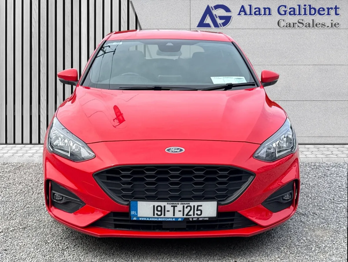 Ford Focus ST-LINE 1.5 TDCI 125PS 6SPEED 5DR - Image 4