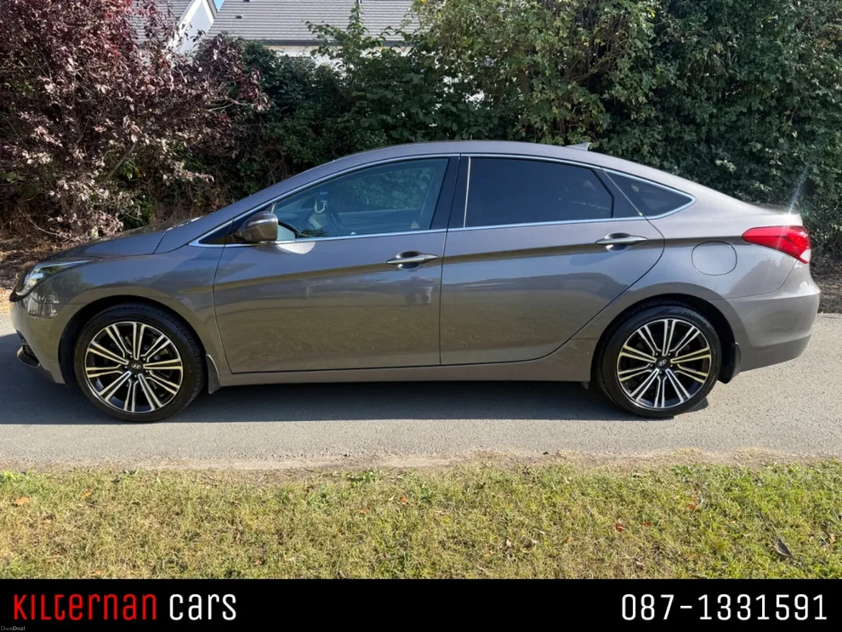 Hyundai i40 EXECUTIVE 5DR - Image 5