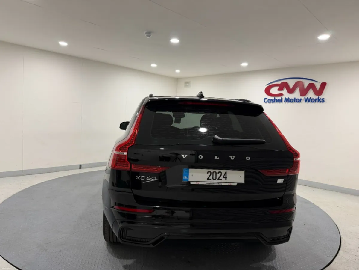 Volvo XC60 PLUS T6 RECHARGE AWD AUTO** PANROOF**FU - Image 6