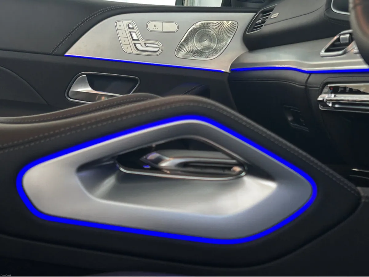 Mercedes-Benz GLE 350 URBAN EDITION DE 4MATIC - Image 3