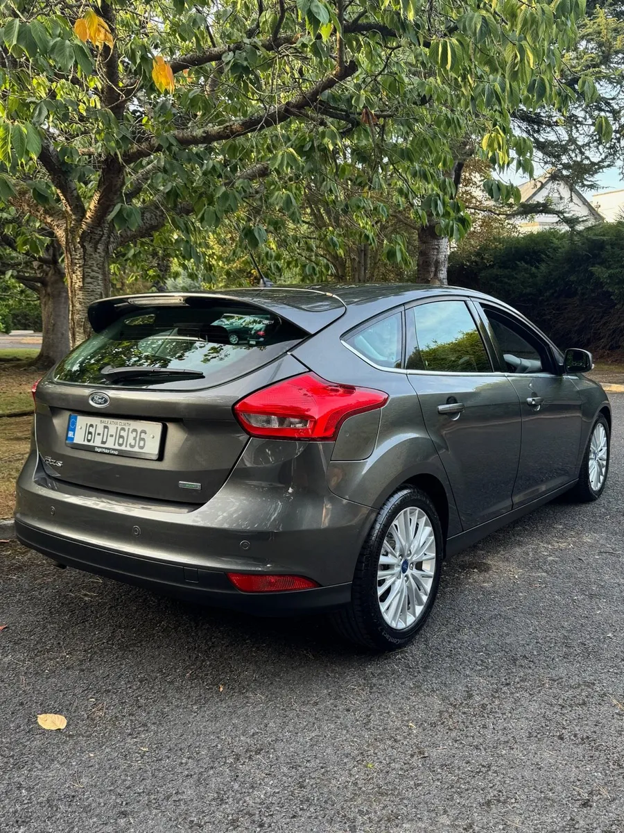 Ford Focus Zetec (HIGH SPEC/NEW NCT) - Image 3