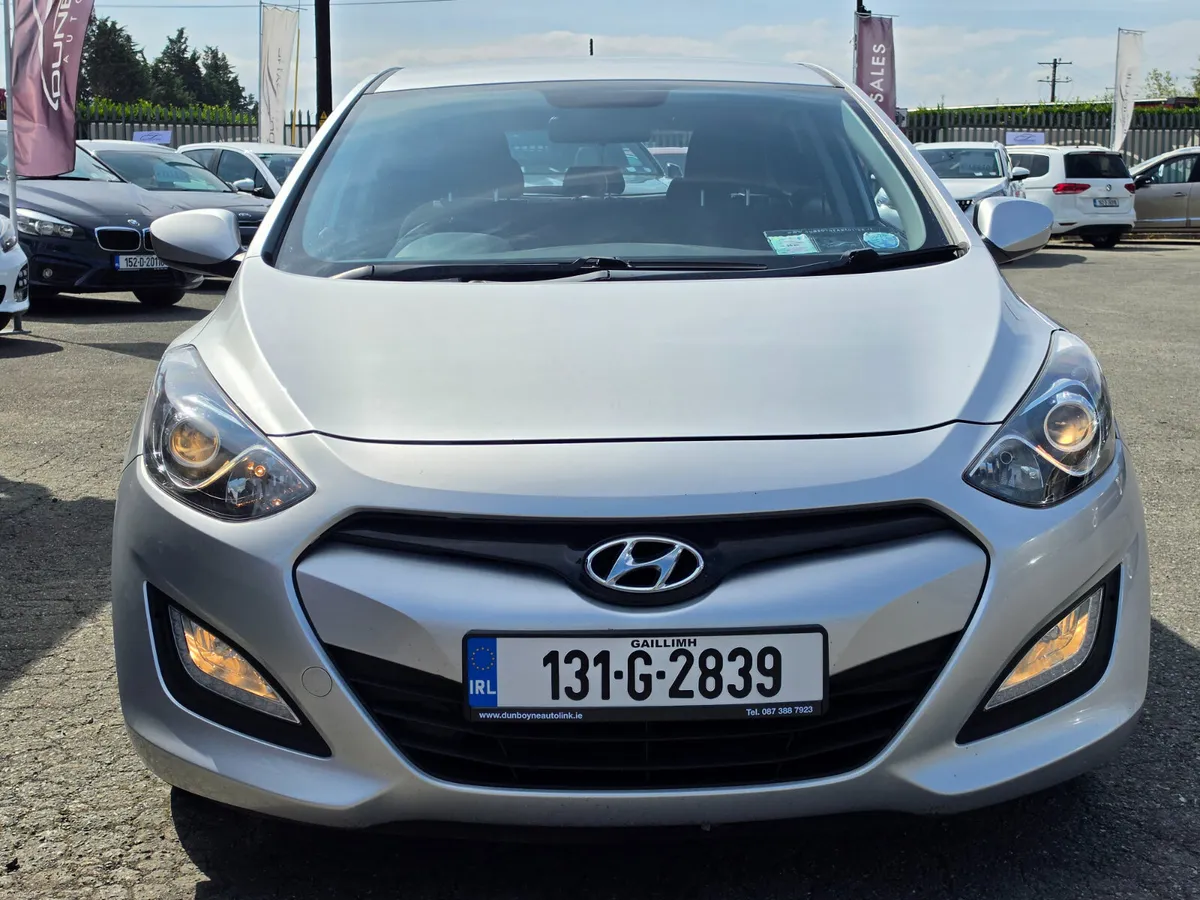 131 HYUNDAI i30 *1.4*5 DR*CLEAN* - Image 2