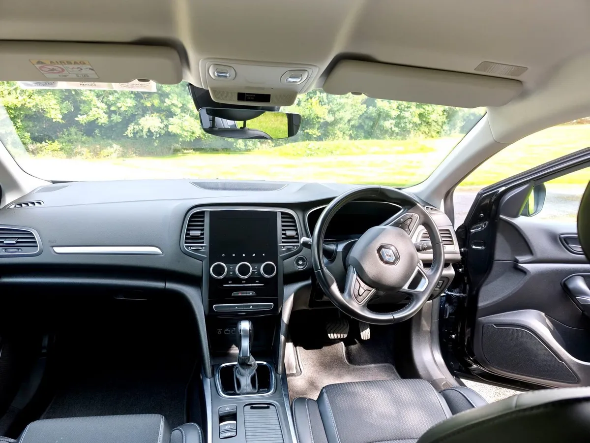Car - Image 6