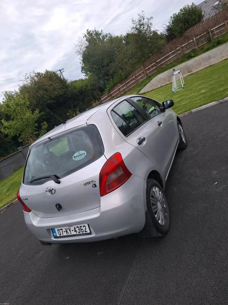 Toyota yaris - Image 3