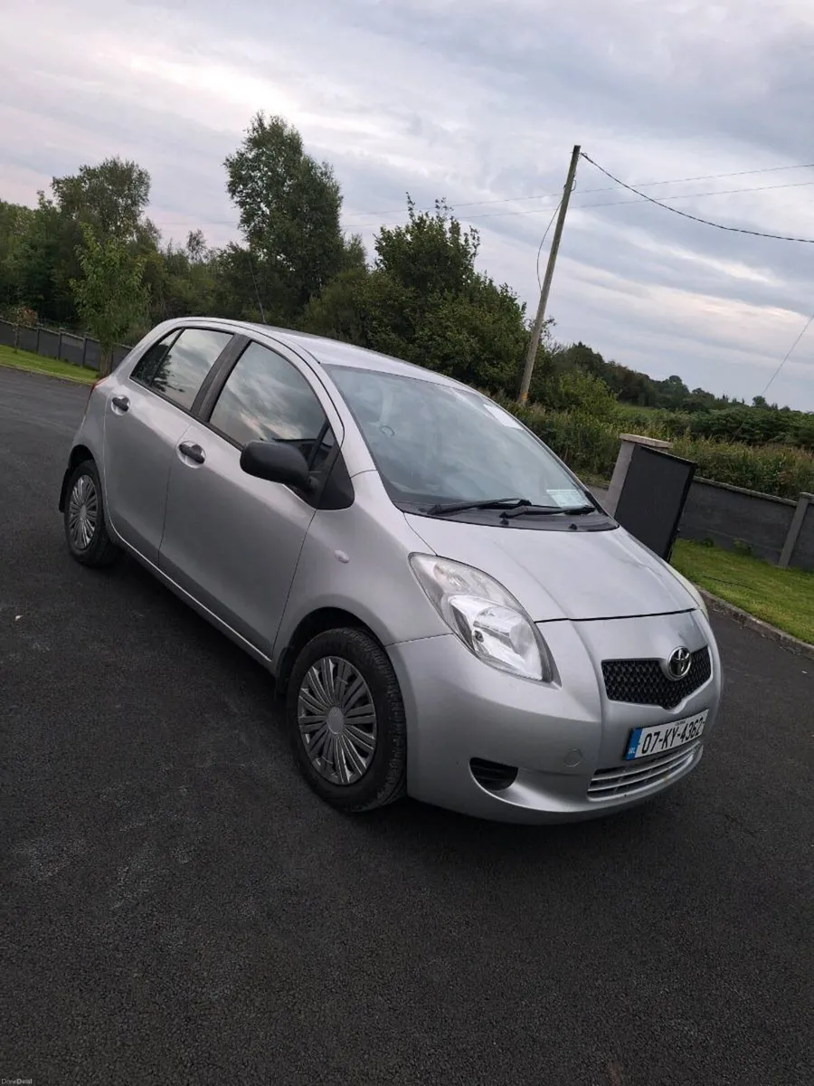 Toyota yaris - Image 1