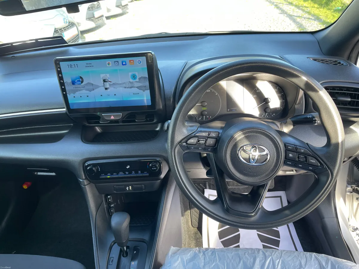Toyota Yaris 2021 Automatic 1.5 Petrol Hybrid - Image 3