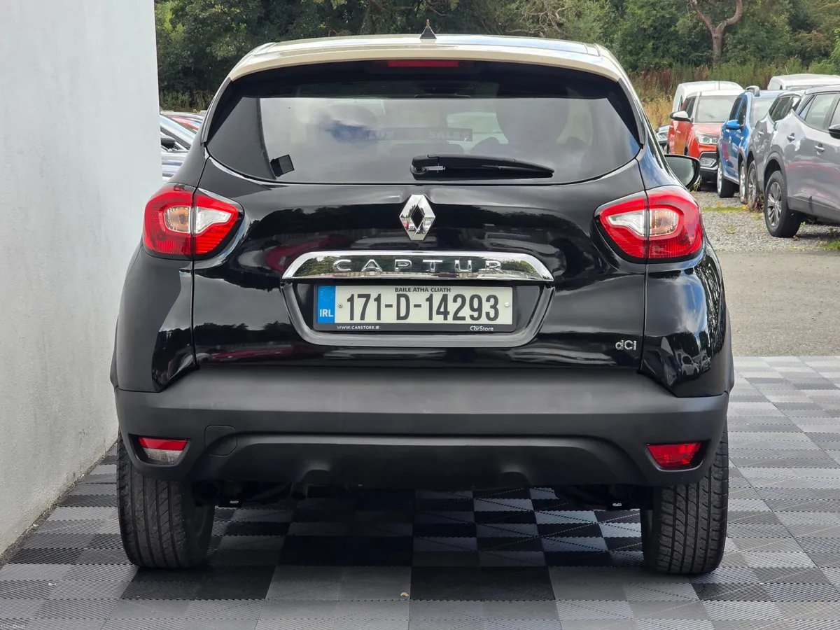 2017 Renault Captur 1.5 DCI INTENSE // SAT NAV - Image 6