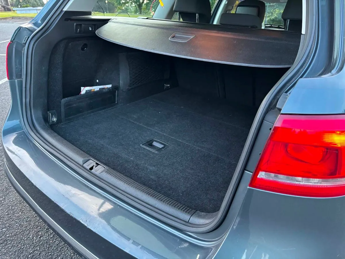 2011 VW PASSAT 2.0DIESEL 235.000 kilometres - Image 6