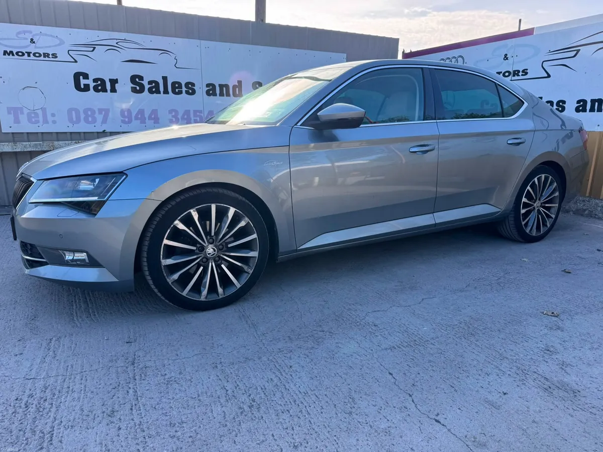 182 Skoda Superb 2.0 TDI 150bhp Laurin & Klement - Image 1