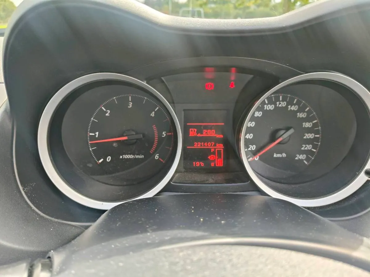 Mitsubishi lancer - Image 6