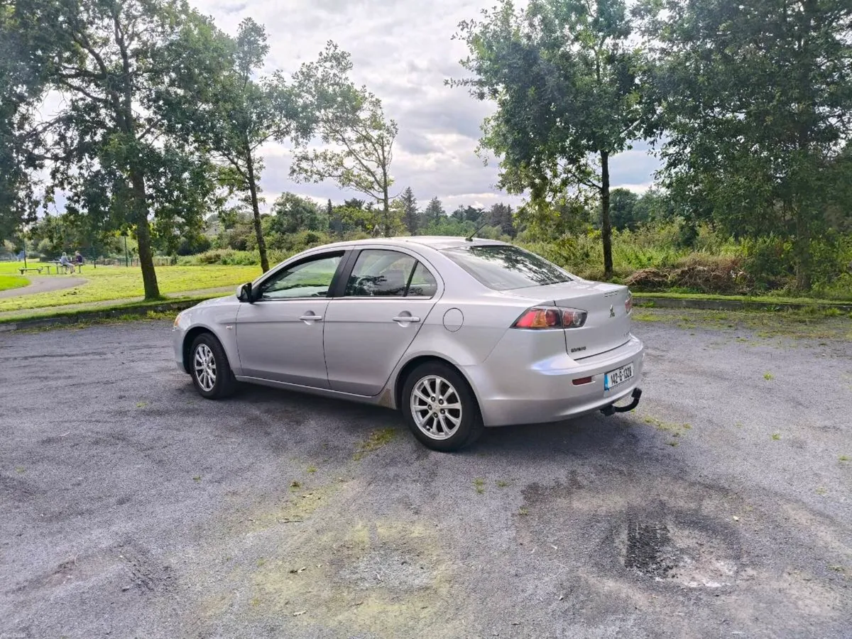 Mitsubishi lancer - Image 4