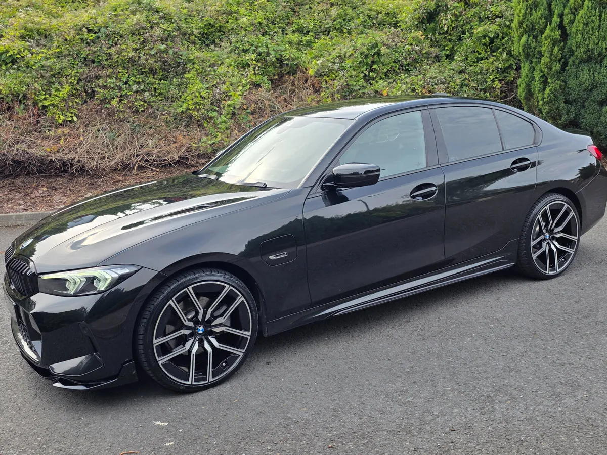 BMW 330E M-SPORT LCI M-PERFORMANCE - Image 5