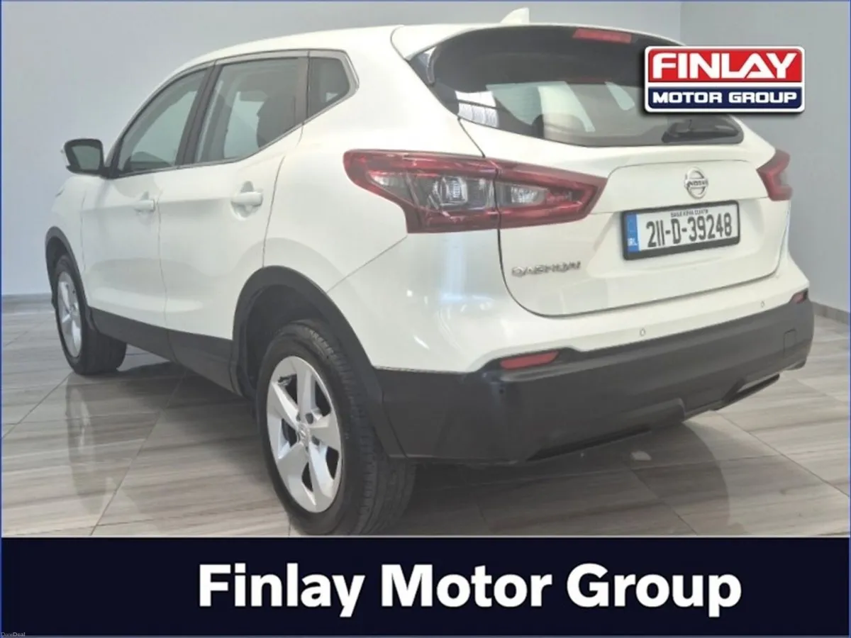 Nissan Qashqai 1.3 PET SV PREMIUM - Image 3