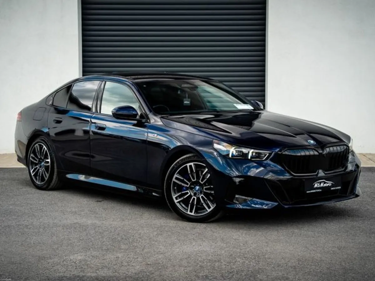BMW 5-Series 530E M SPORT - Image 1