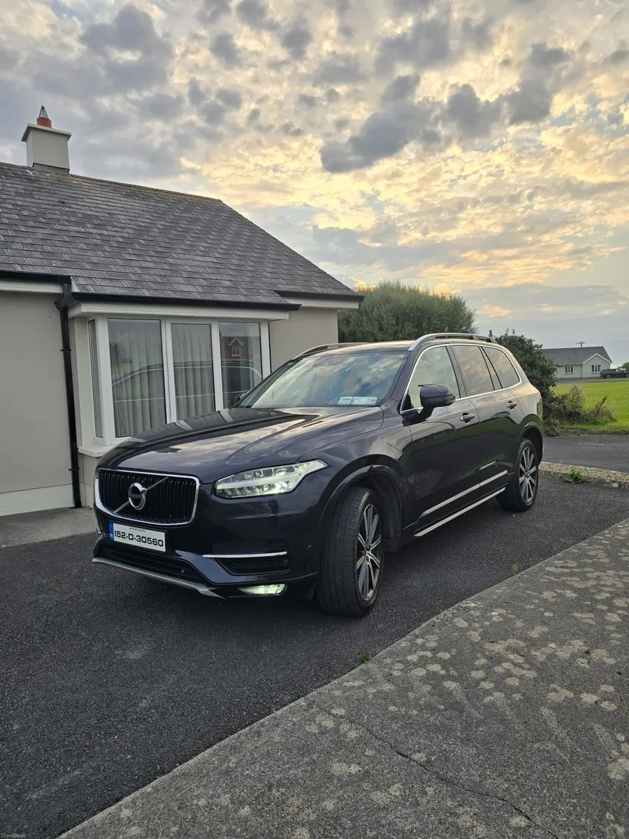 Volvo XC90 - Image 1