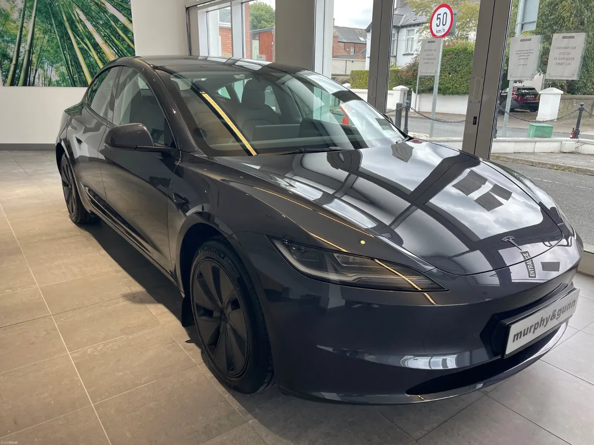 Tesla Model 3 2026 - Image 3