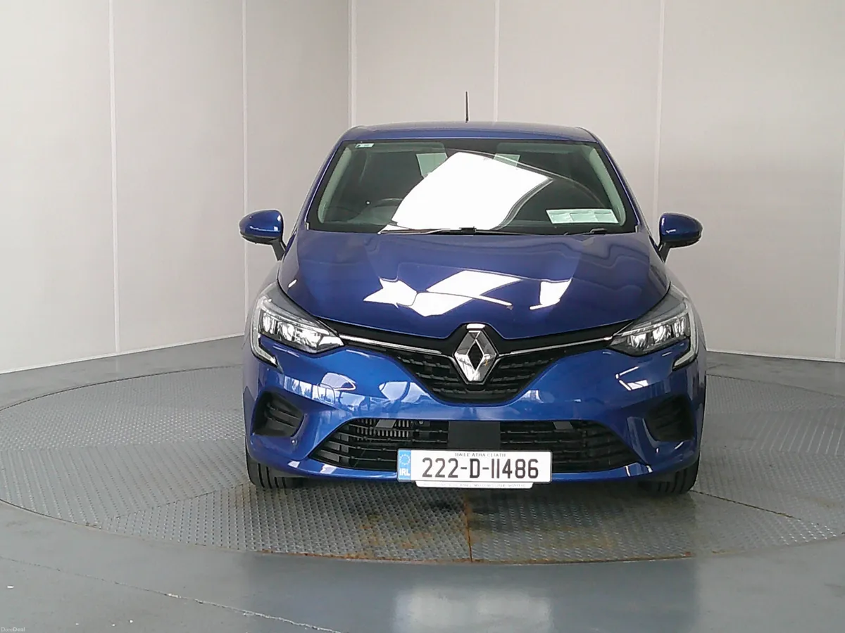 Renault Clio 2022 - Image 2
